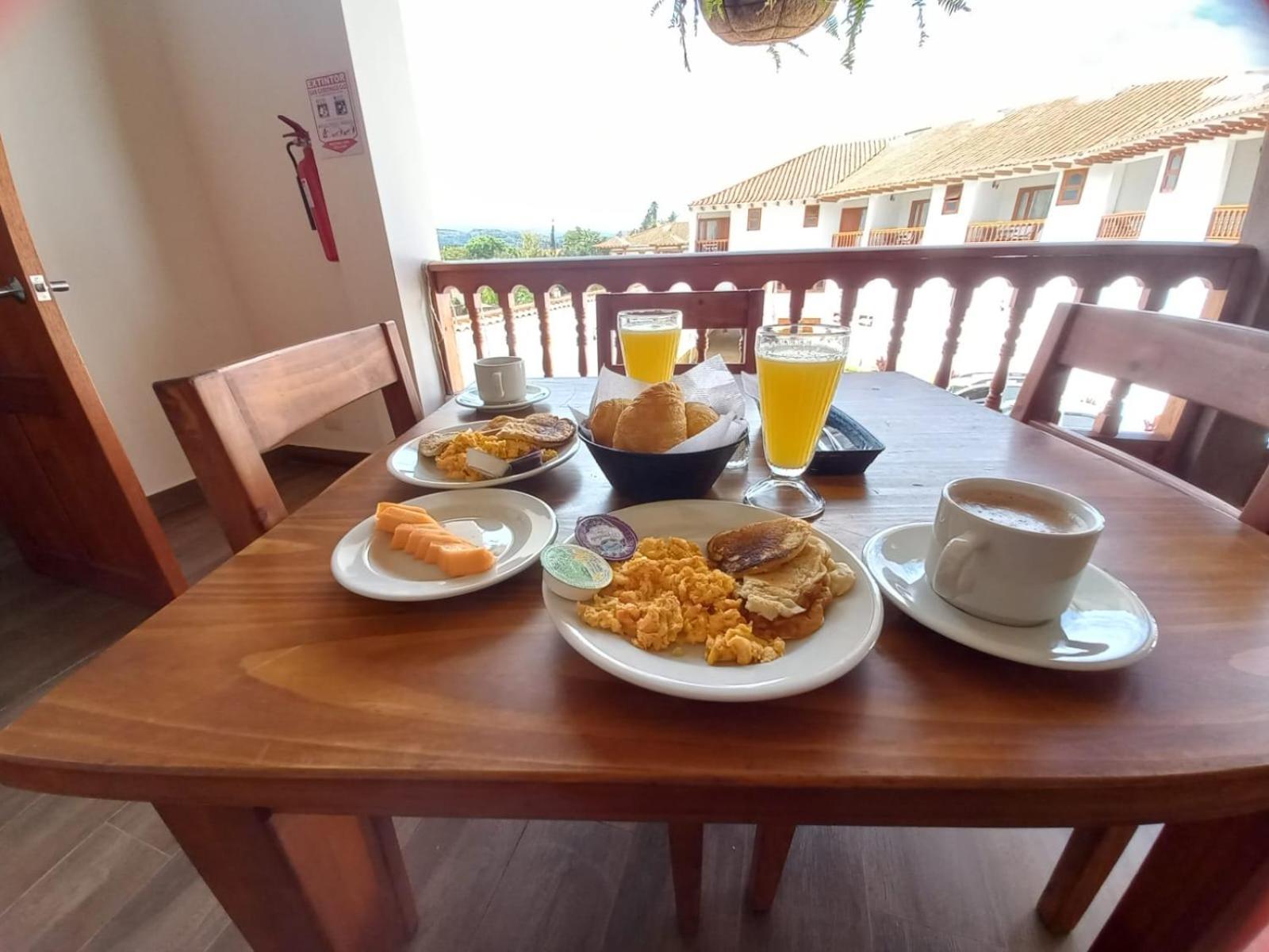 Hotel Las Palmas Villa de Leyva Exteriör bild